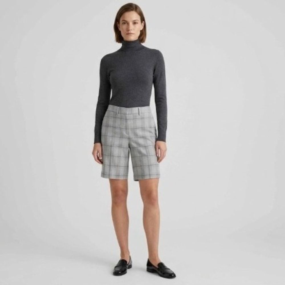 BCBGMAXAZRIA Size 0 Dressy Shorts